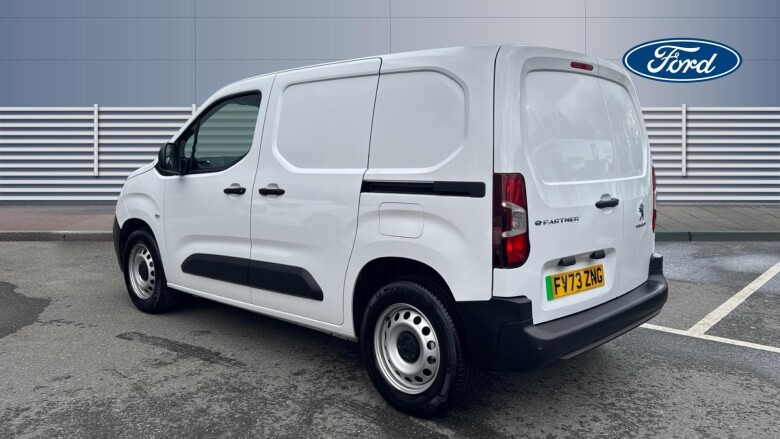 Peugeot Partner E-Standard 800 100kW 50kWh Professional Premium + Van Auto